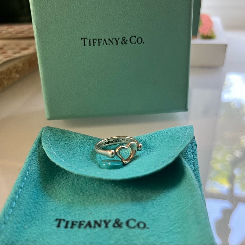 Vintage Tiffany Open Heart Sterling Silver Ring Size 6 - Picture 4 of 6